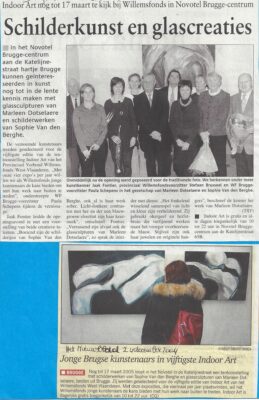 Krantenartikel over de groepstentoonstelling met Marleen Dotselaere in het Novotel Brugge